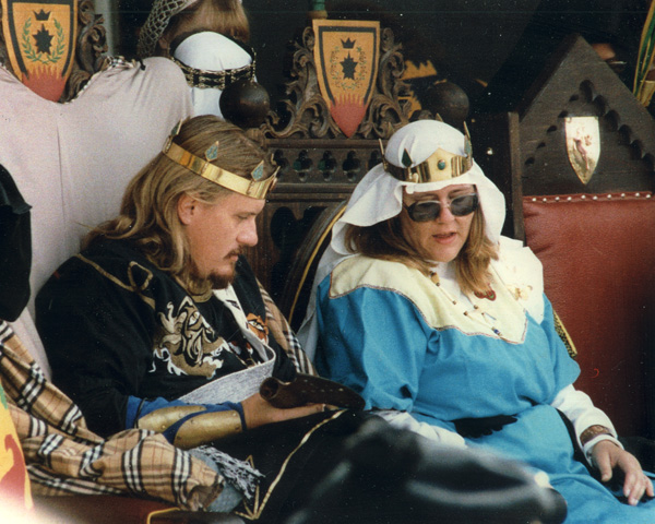 File:Seamus & Karlanna.jpg