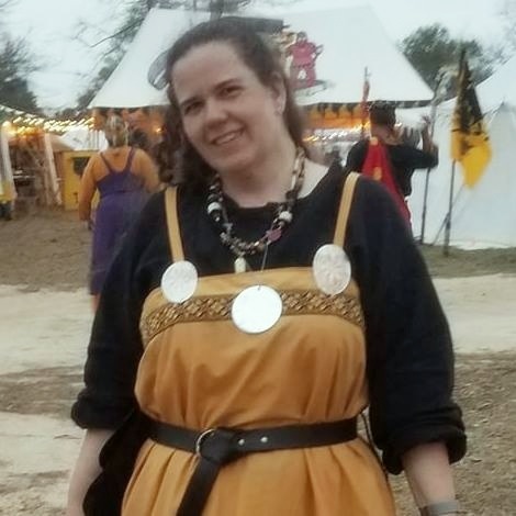 File:Lyra O'Ruairc Portrait.jpg