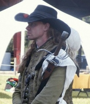 File:Aeron Harper - Cropped Portrait.jpg