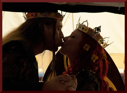 File:Hrafn and Elizabeth Reign 1.jpg