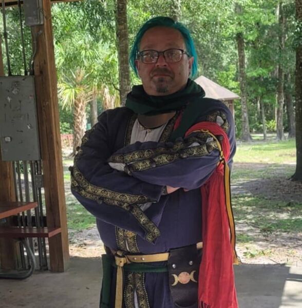 File:Liam m'Shemus MacSweeney - Portrait.jpg