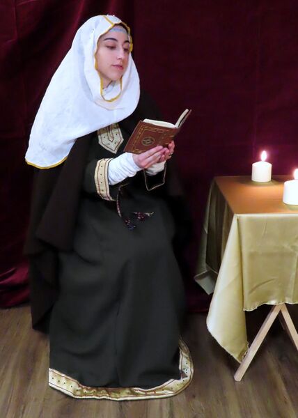 File:Aethelwynne Stidmodu - Self Portrait.jpg