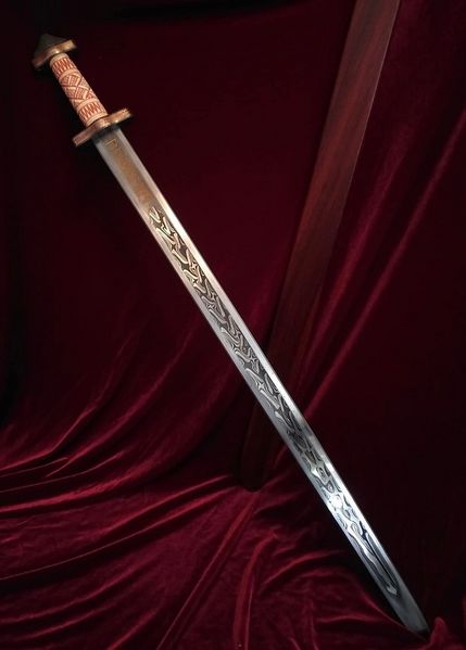 File:Vindheim Sword of State 1 - Photo by Deanna Baran.jpg